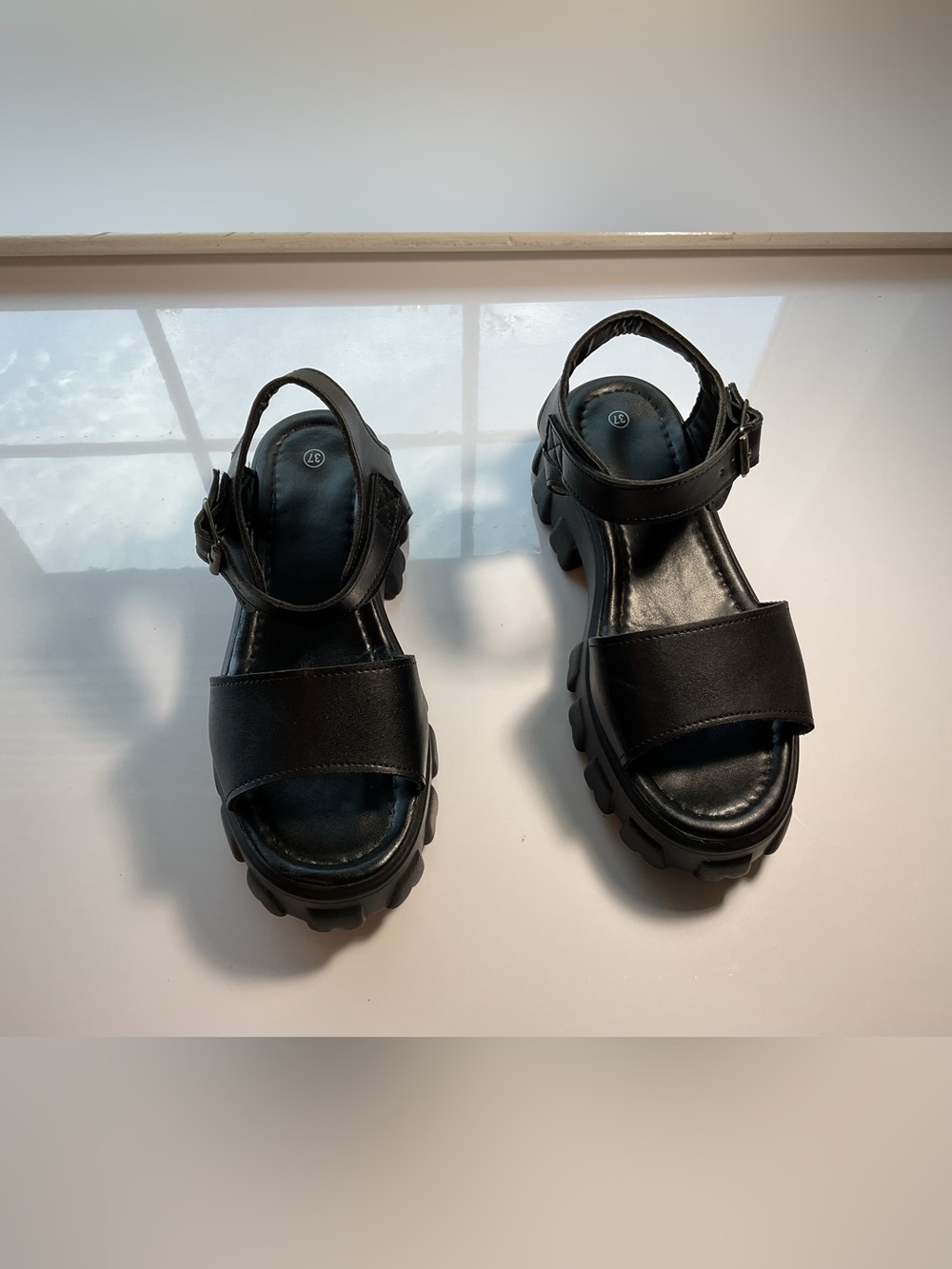 Black Chunky Platform Sandals Women’s Size 37 ( 7 )